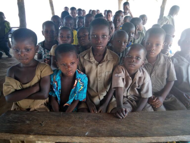 L’importance d’un bâtiment scolaire pour l’École Primaire Publique de Lebe Sakponou à Djagblé